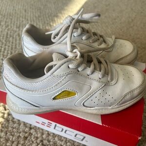 Bcg girls cheer sneakers- size 13